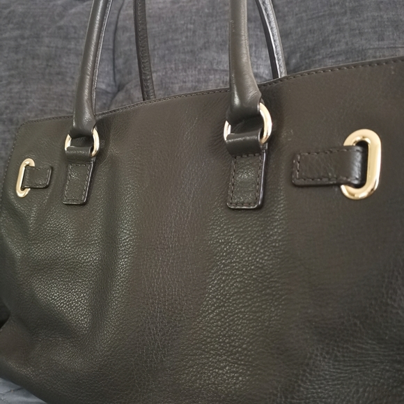 Authentic MICHAEL KORS Hamilton Satchel Bag - Picture 2 of 3